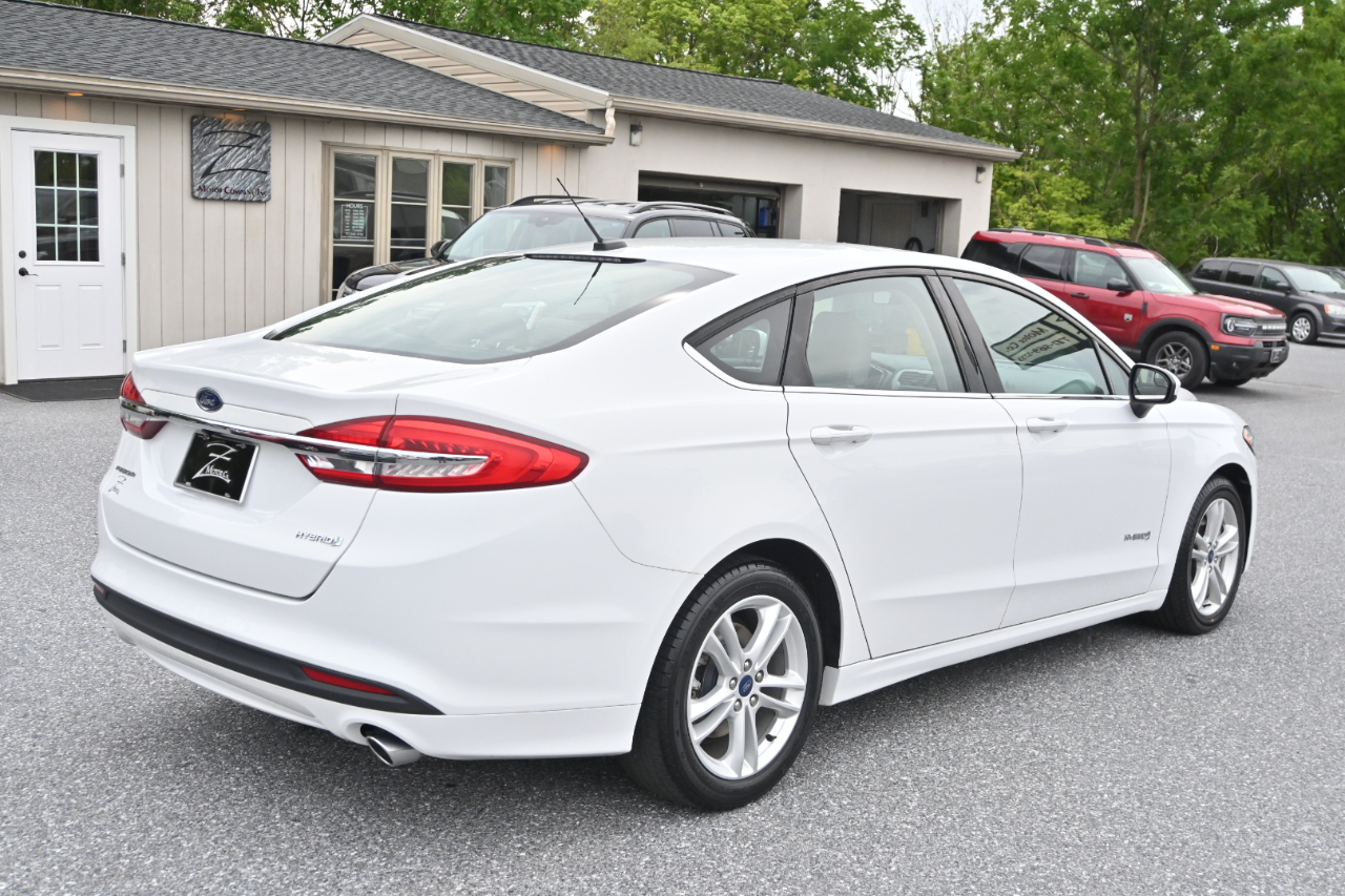 Ford Fusion Hybrid S FWD 2018