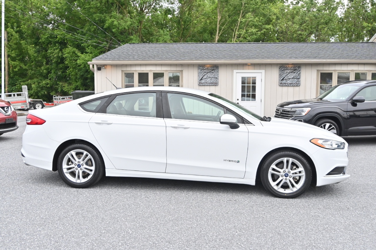 Ford Fusion Hybrid S FWD 2018