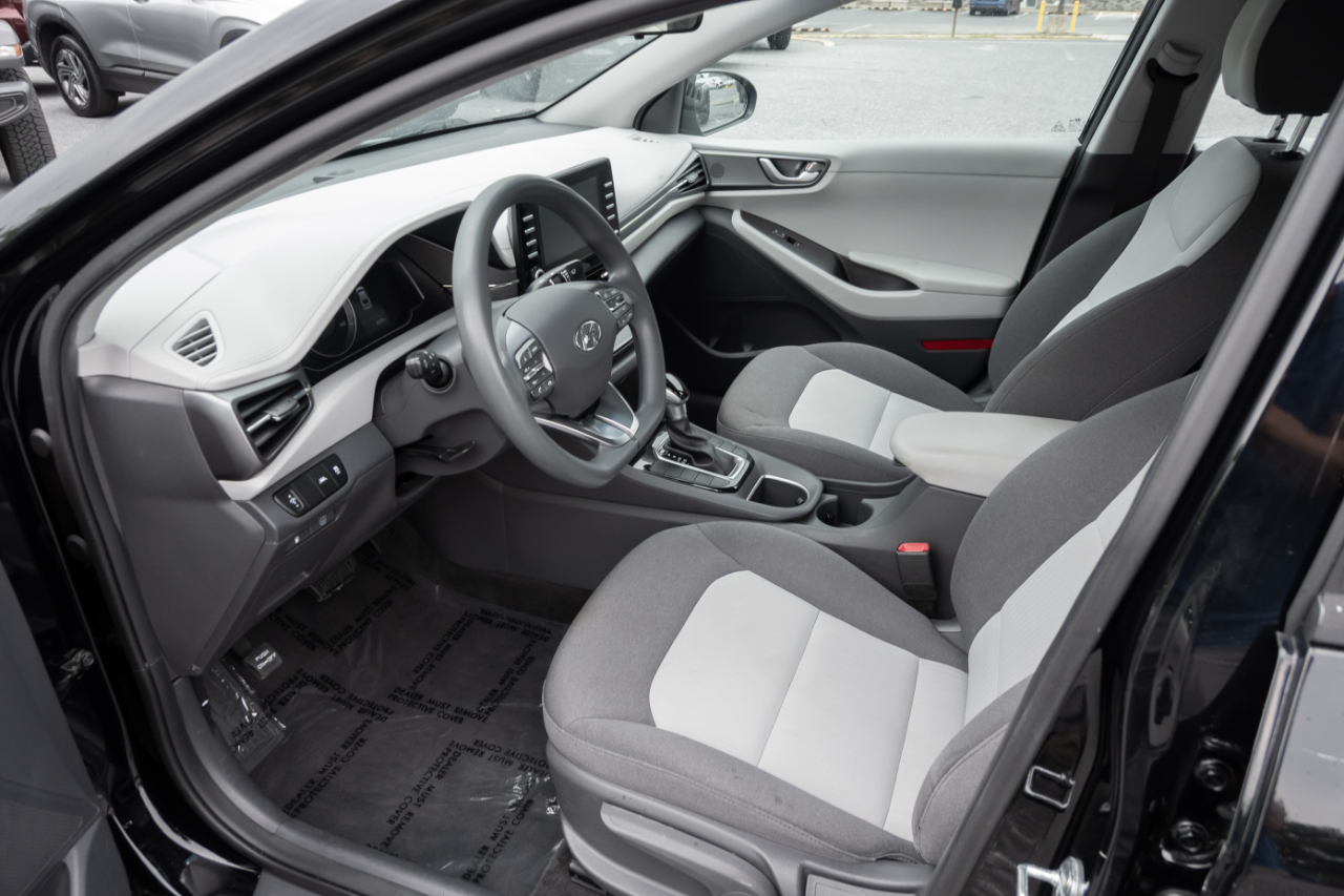Hyundai Ioniq Hybrid Blue Hatchback 2020