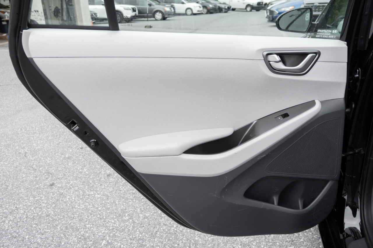 Hyundai Ioniq Hybrid Blue Hatchback 2020