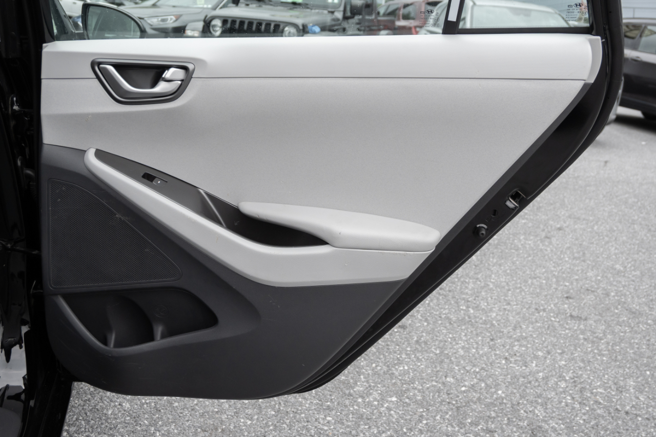 Hyundai Ioniq Hybrid Blue Hatchback 2020