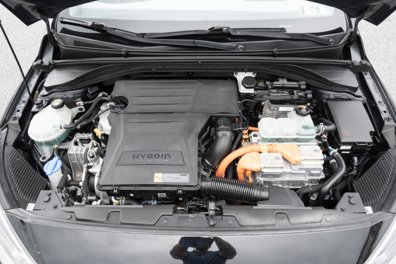 Hyundai Ioniq Hybrid Blue Hatchback 2020