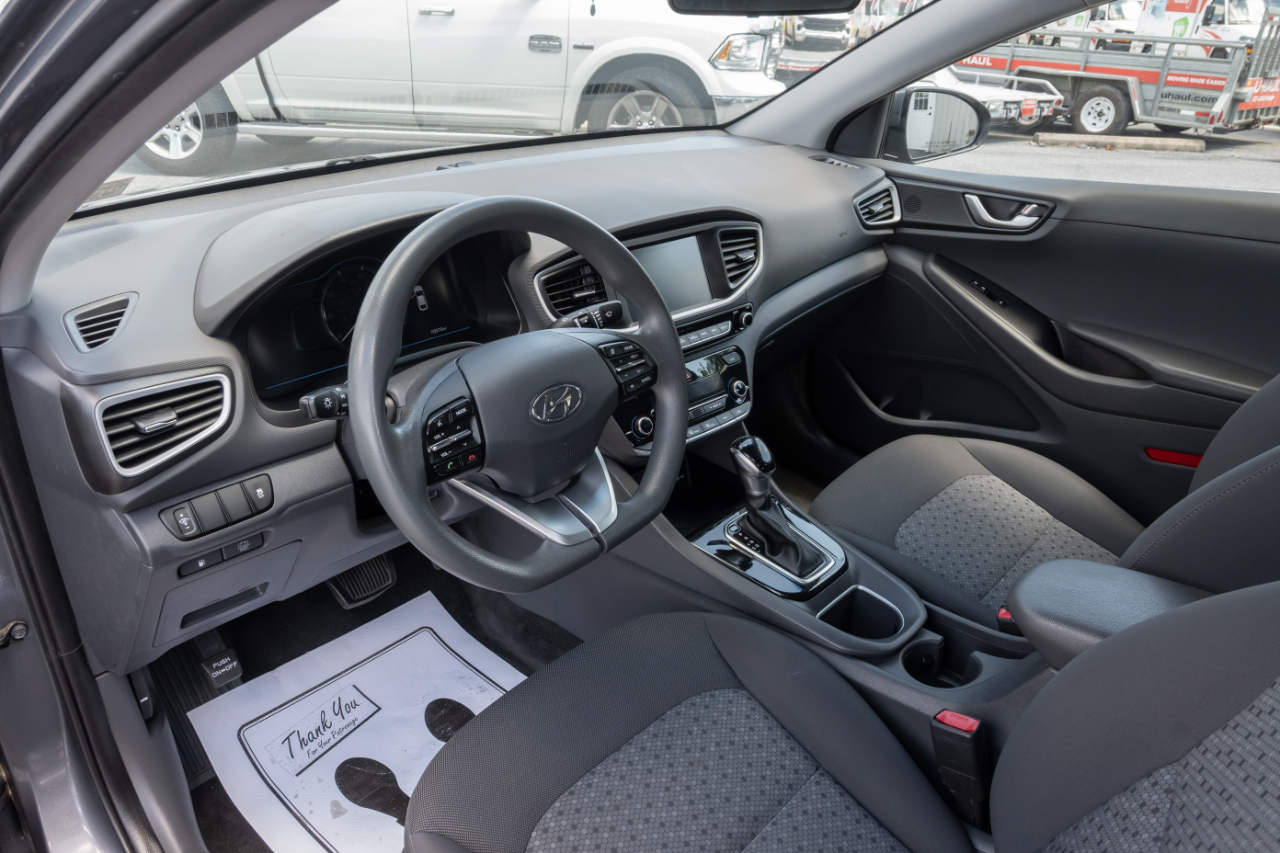 Hyundai Ioniq Hybrid Blue Hatchback 2018