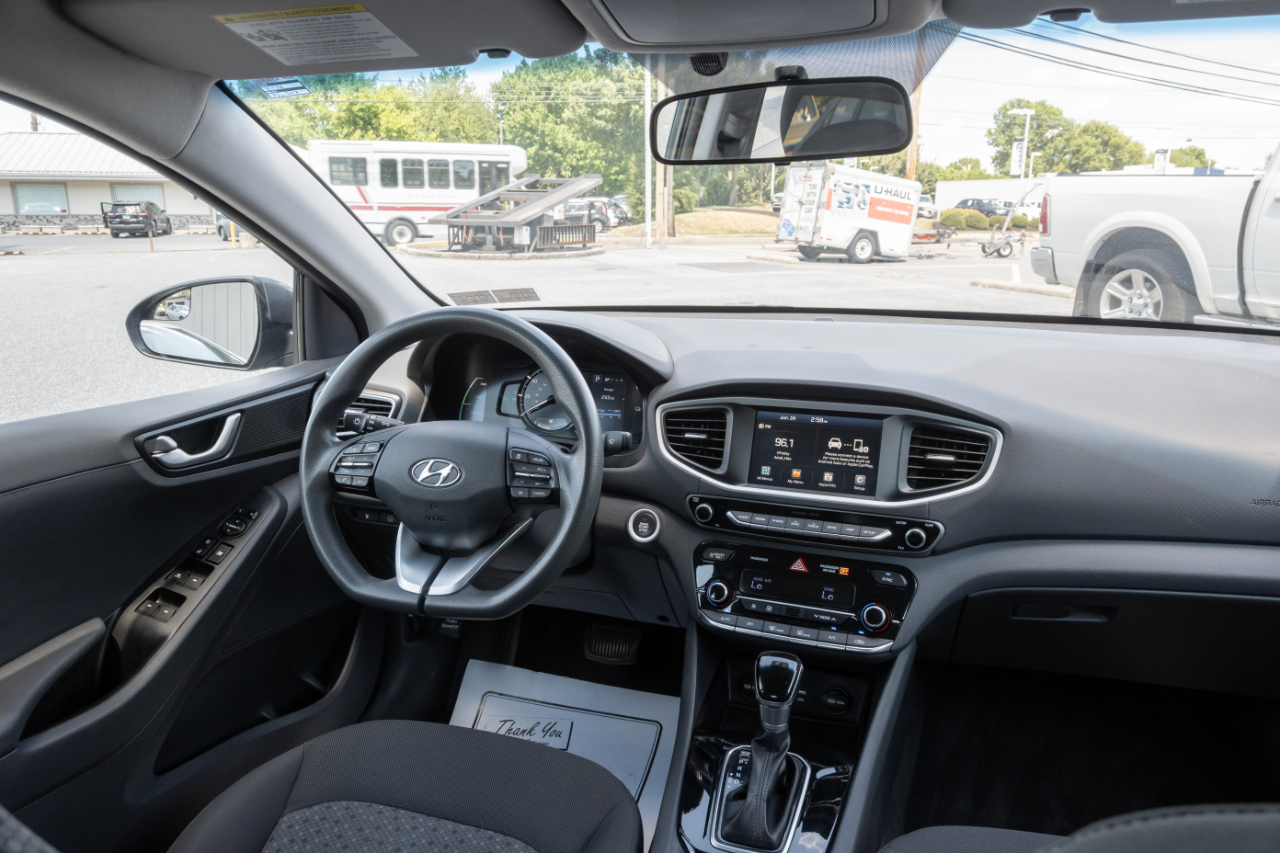 Hyundai Ioniq Hybrid Blue Hatchback 2018