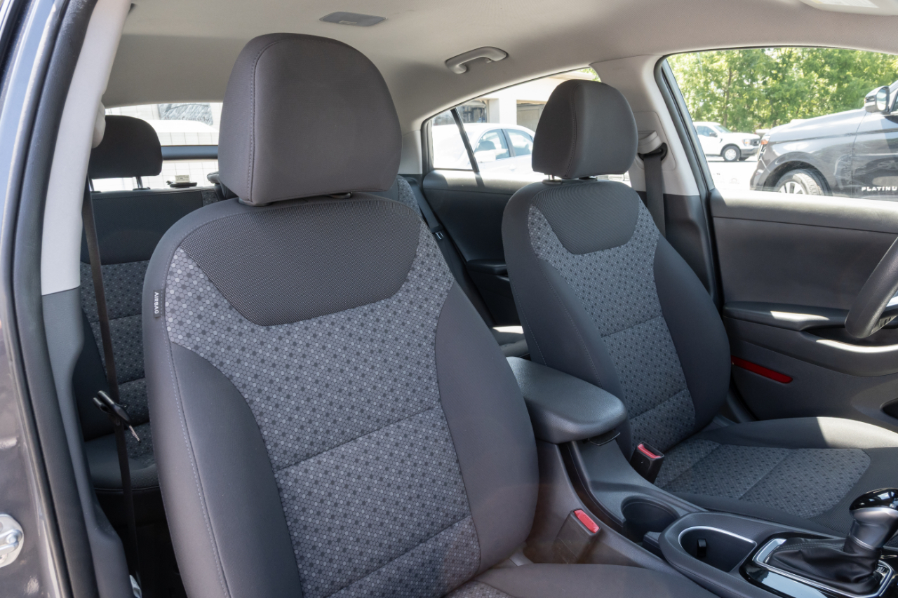 Hyundai Ioniq Hybrid Blue Hatchback 2018