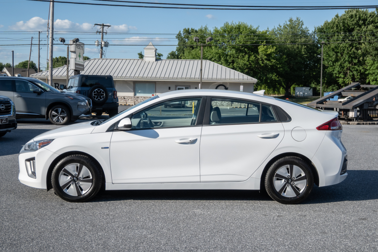 Hyundai Ioniq Hybrid Blue Hatchback 2020