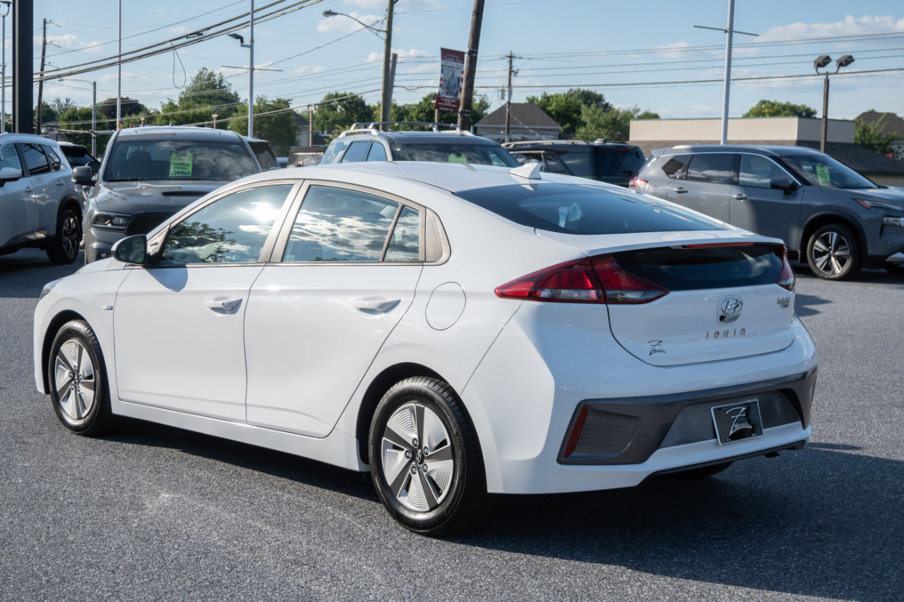 Hyundai Ioniq Hybrid Blue Hatchback 2020