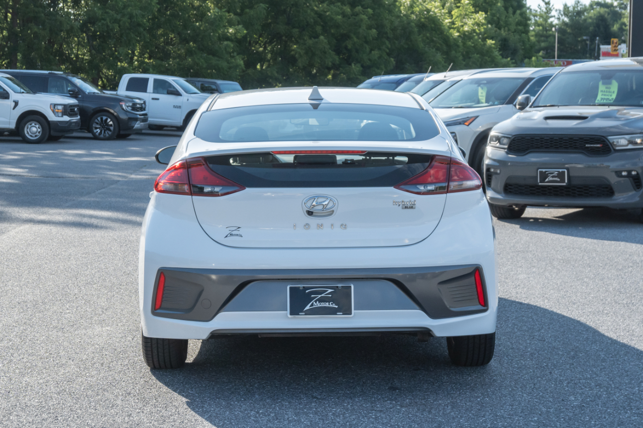 Hyundai Ioniq Hybrid Blue Hatchback 2020