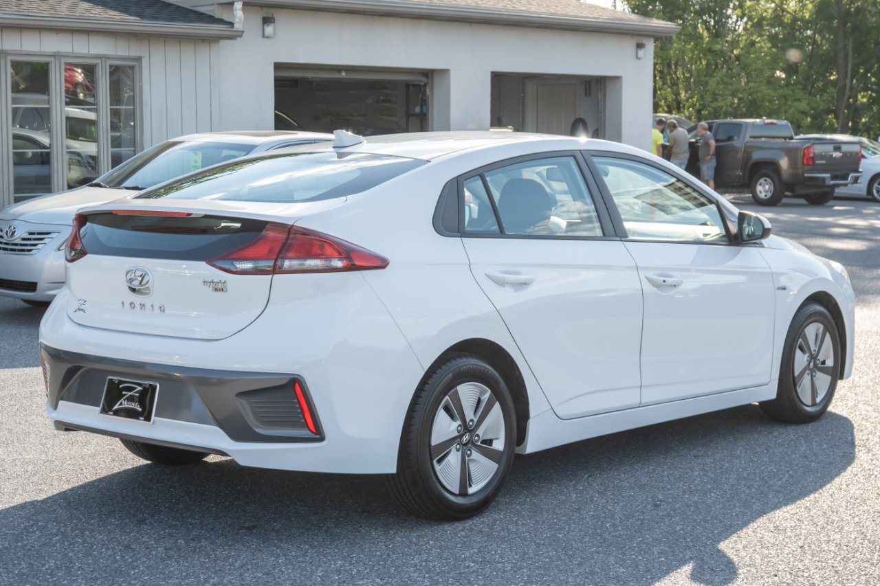 Hyundai Ioniq Hybrid Blue Hatchback 2020