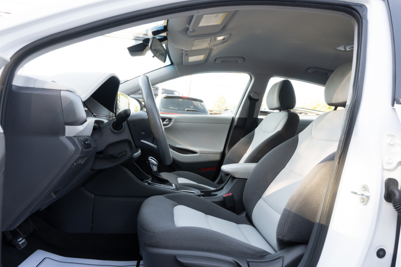 Hyundai Ioniq Hybrid Blue Hatchback 2020