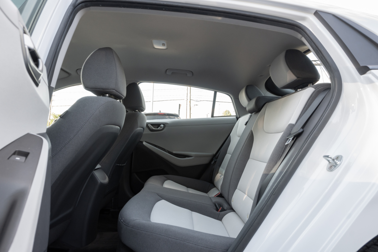 Hyundai Ioniq Hybrid Blue Hatchback 2020