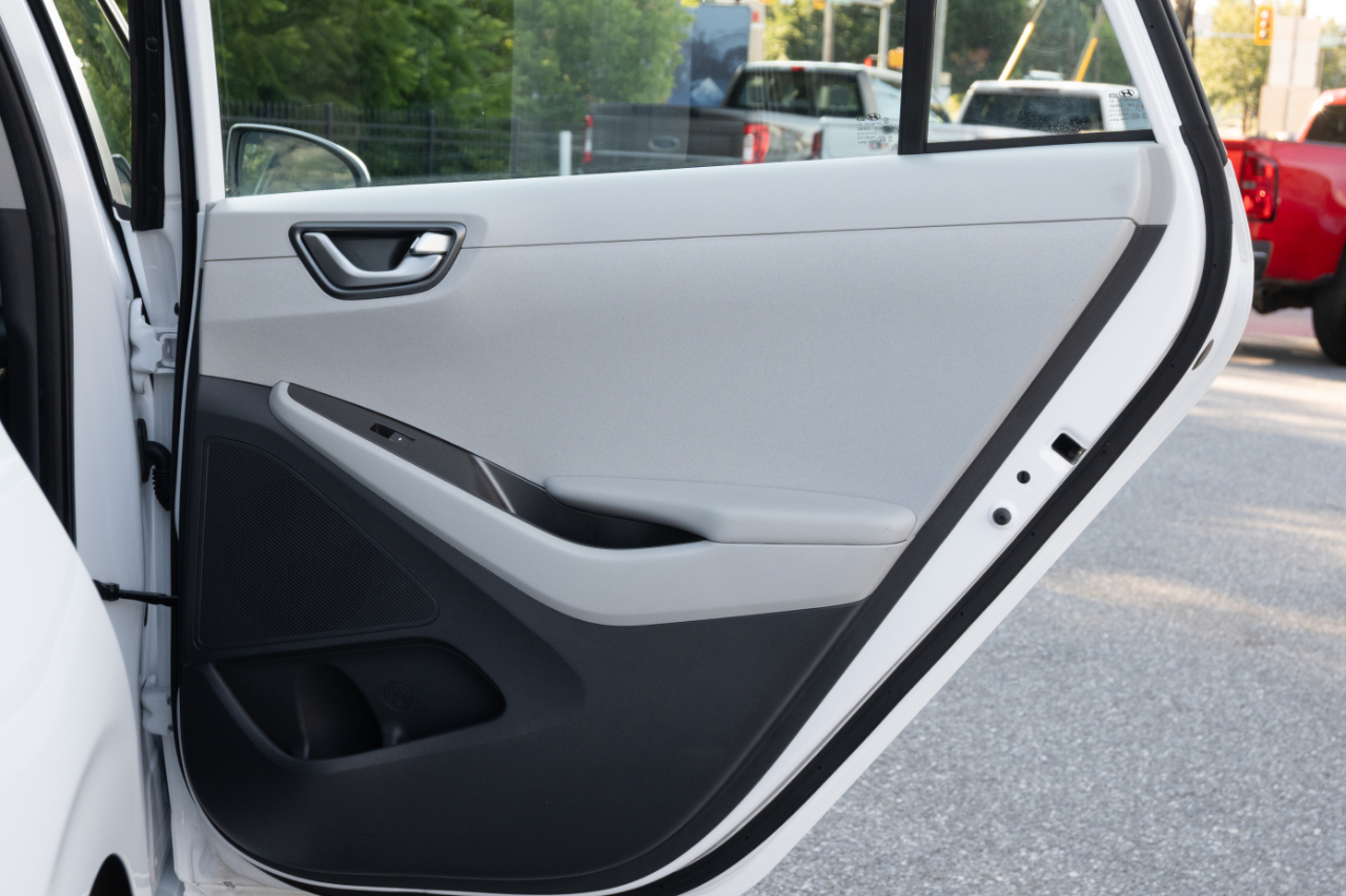 Hyundai Ioniq Hybrid Blue Hatchback 2020