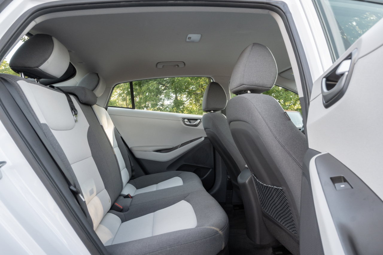 Hyundai Ioniq Hybrid Blue Hatchback 2020