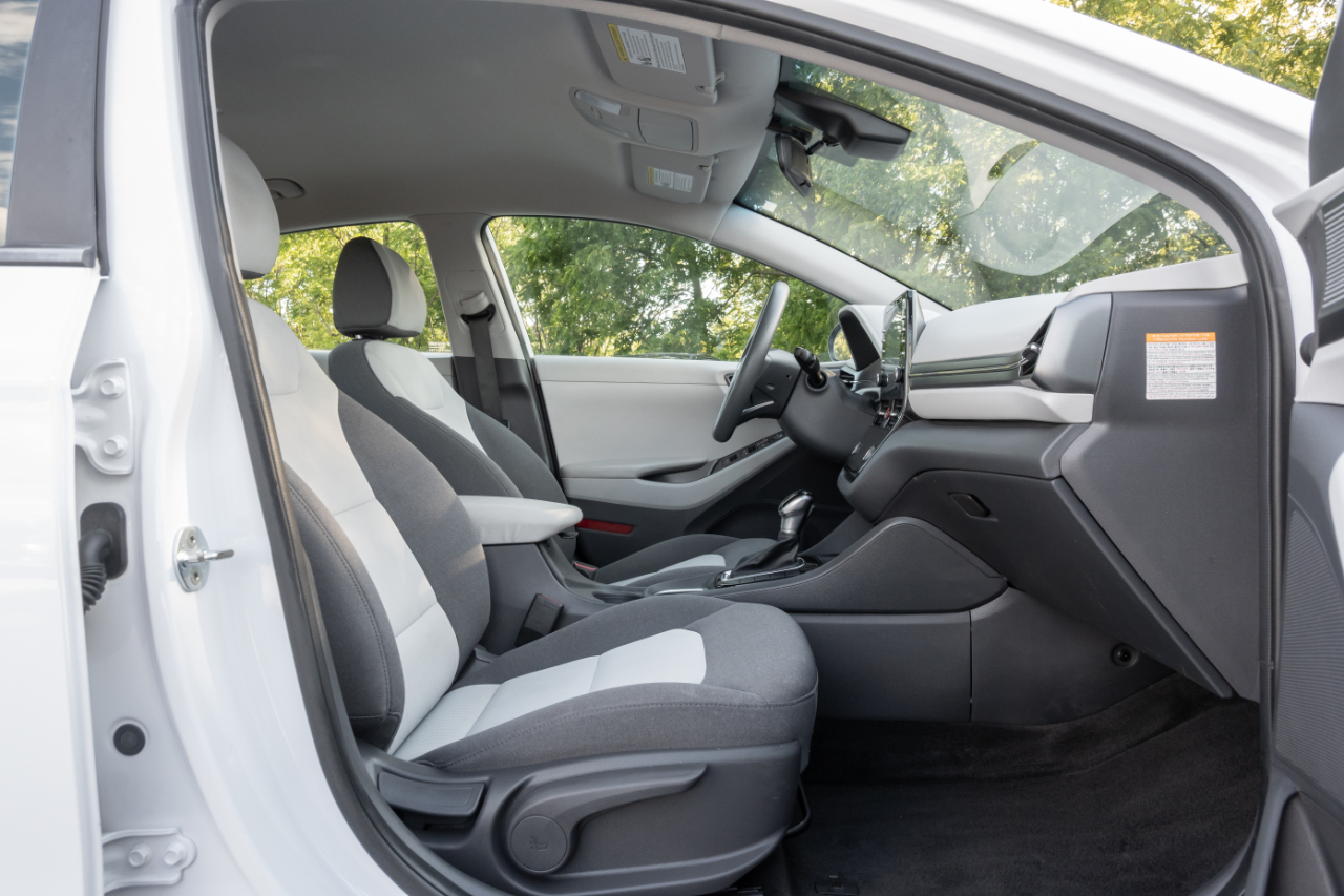 Hyundai Ioniq Hybrid Blue Hatchback 2020