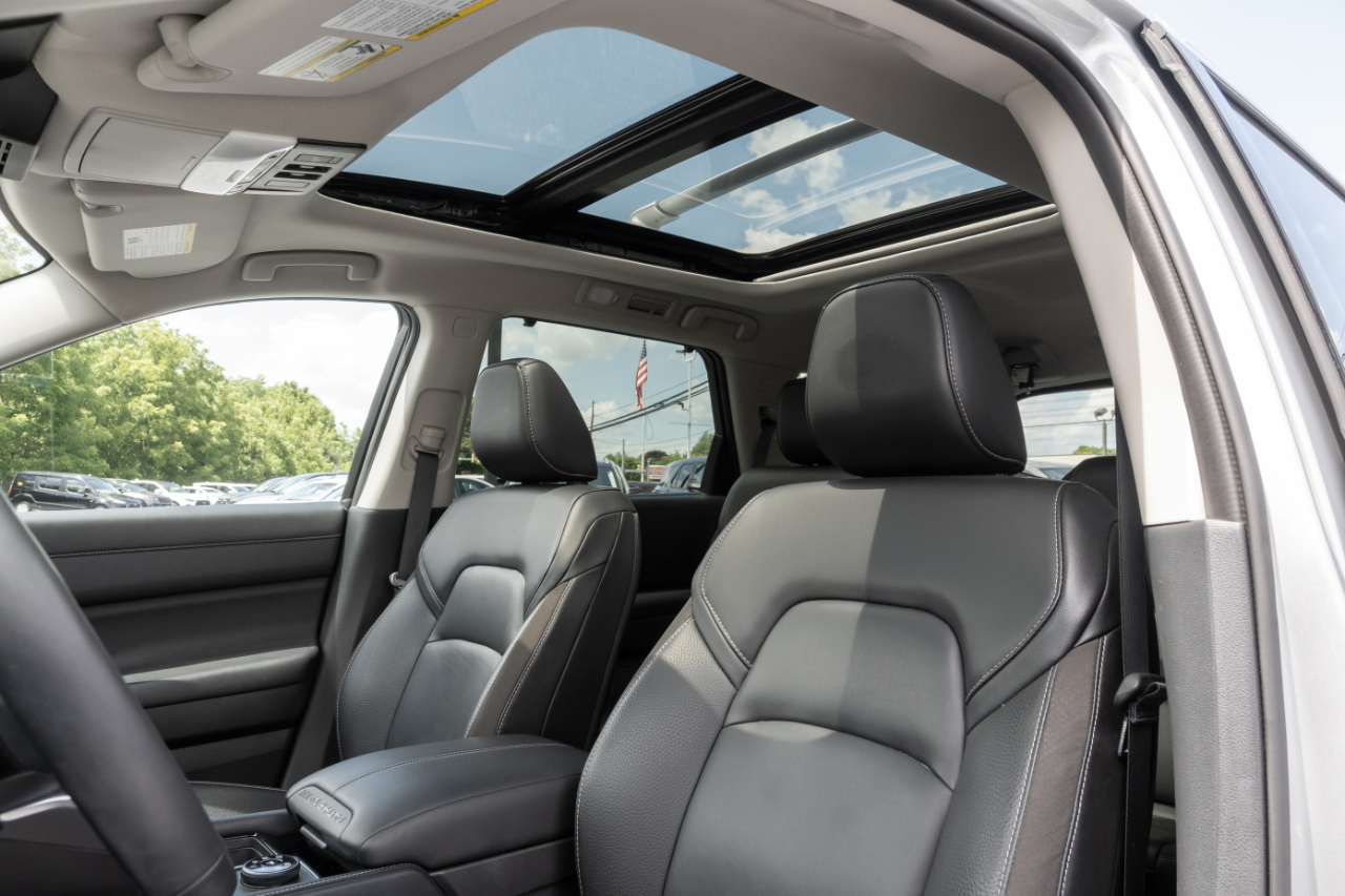 Nissan Pathfinder SL 4WD 2023
