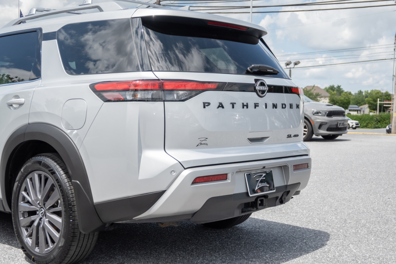 Nissan Pathfinder SL 4WD 2023