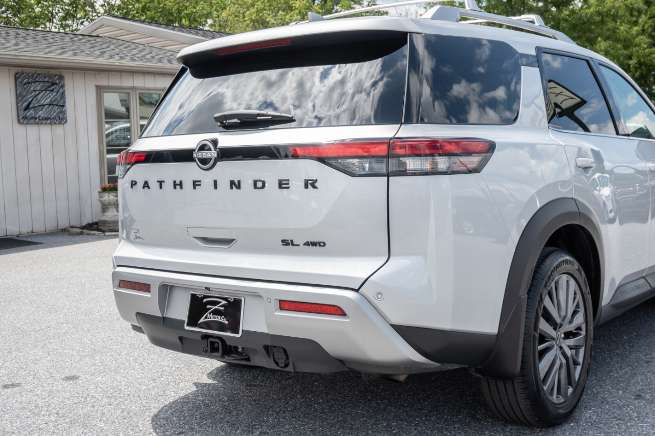 Nissan Pathfinder SL 4WD 2023
