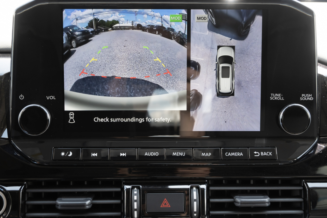 Nissan Pathfinder SL 4WD 2023