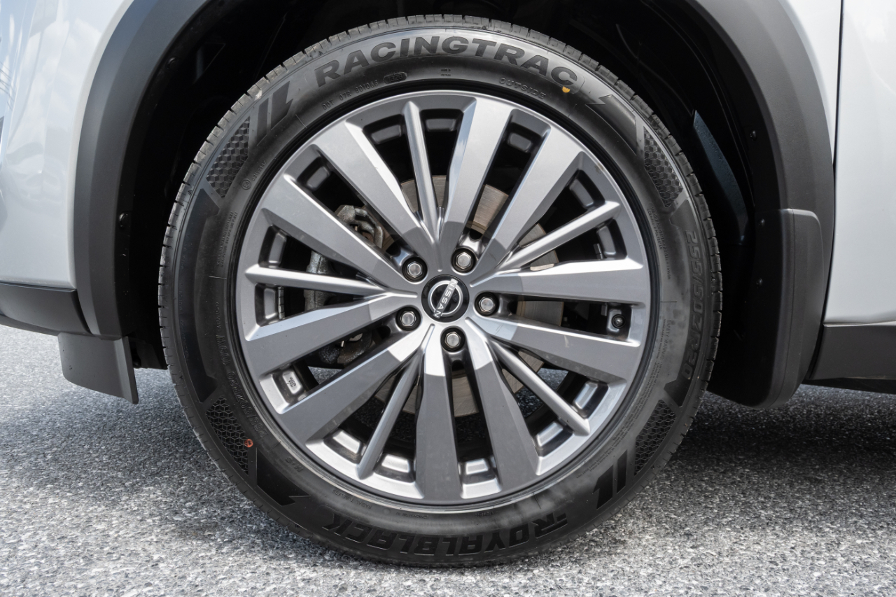 Nissan Pathfinder SL 4WD 2023