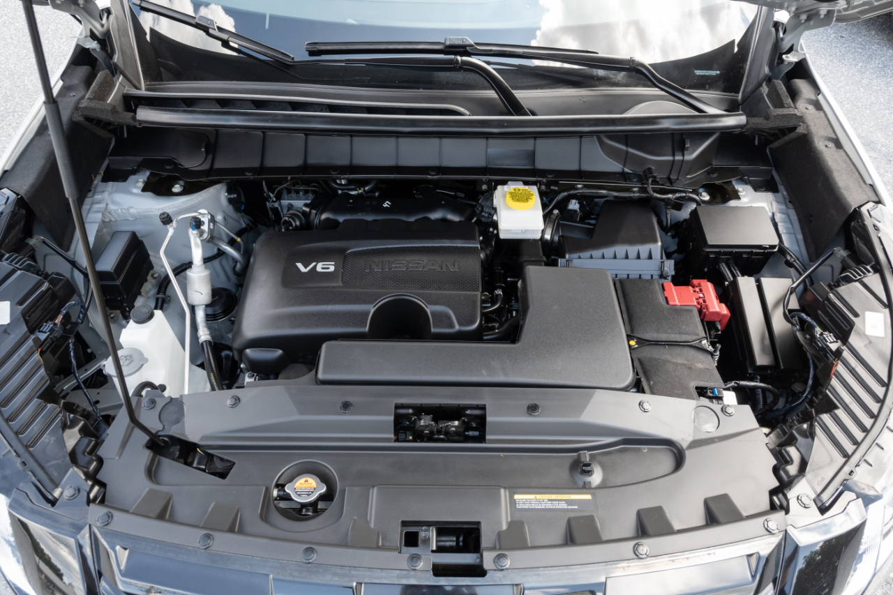Nissan Pathfinder SL 4WD 2023