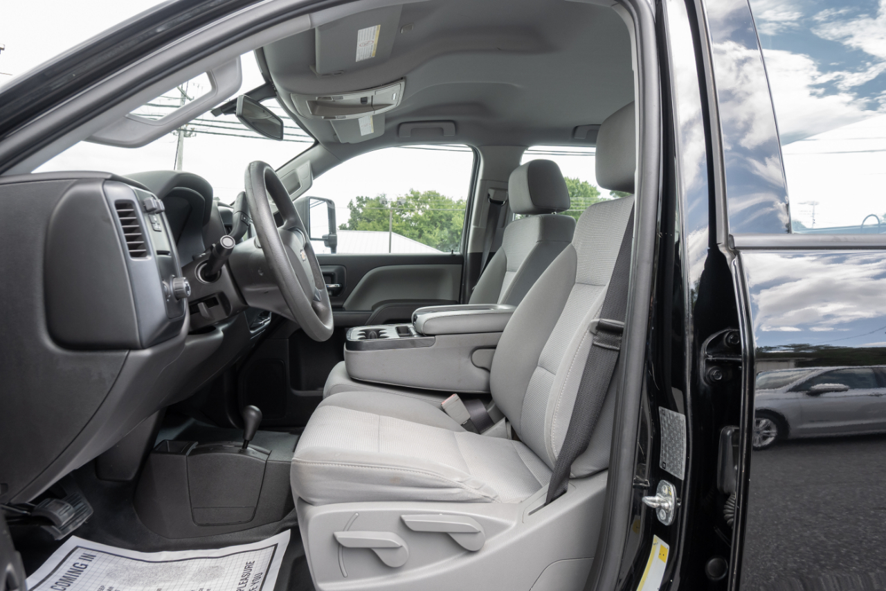 Chevrolet Silverado 3500HD 4WD Crew Cab 153.7" Work Truck 2017