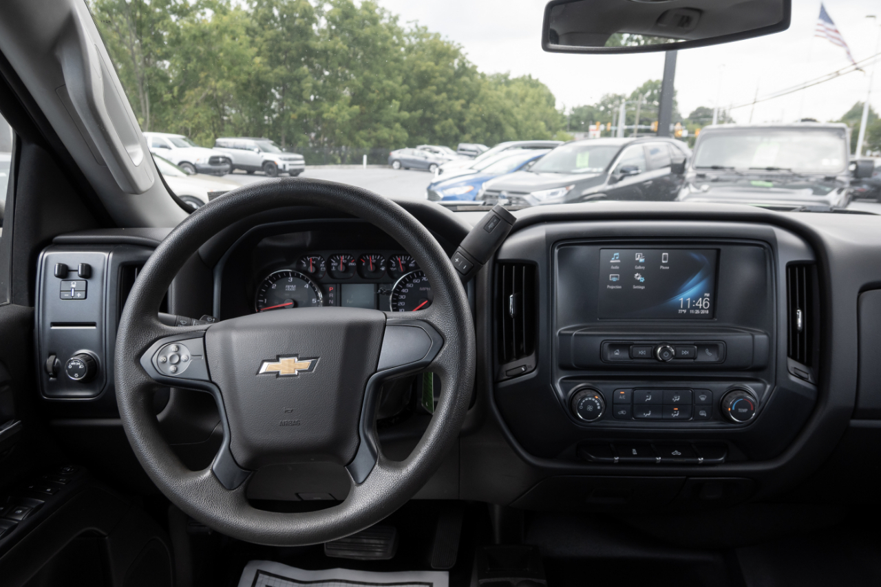 Chevrolet Silverado 3500HD 4WD Crew Cab 153.7" Work Truck 2017