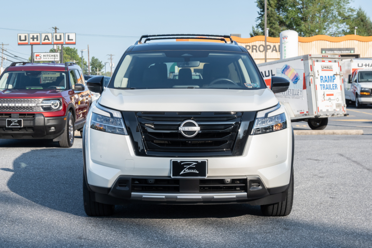 Nissan Pathfinder SL 4WD 2023