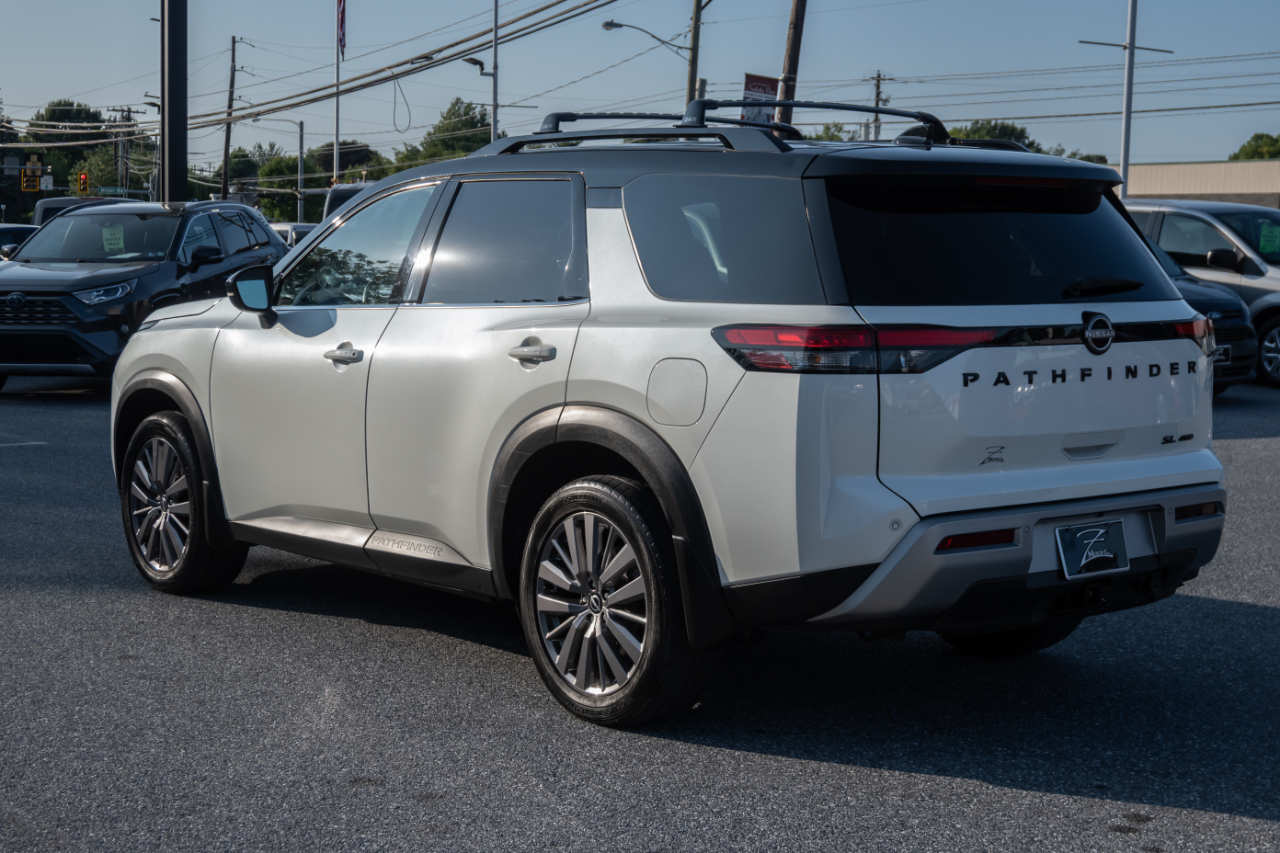 Nissan Pathfinder SL 4WD 2023
