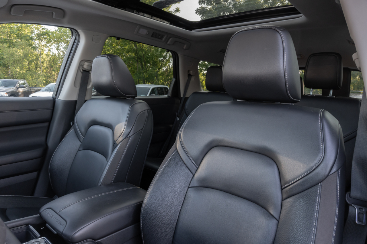 Nissan Pathfinder SL 4WD 2023