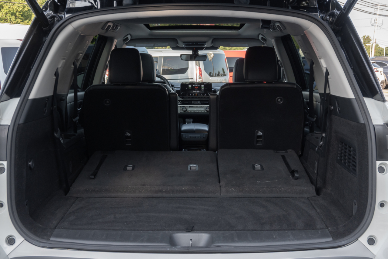 Nissan Pathfinder SL 4WD 2023