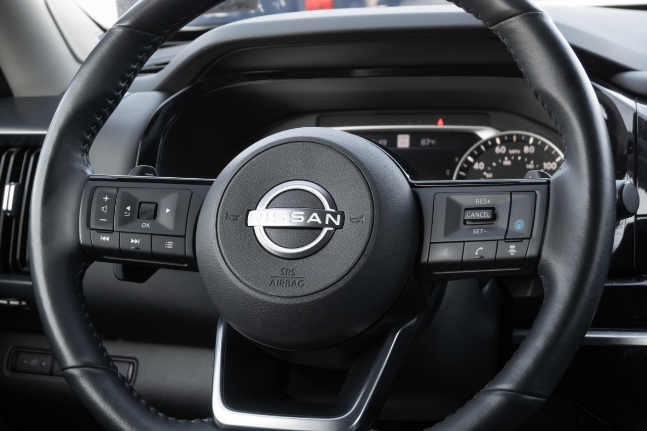 Nissan Pathfinder SL 4WD 2023