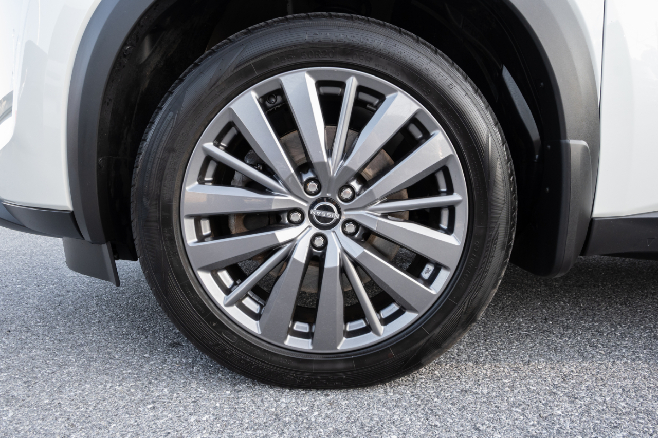 Nissan Pathfinder SL 4WD 2023