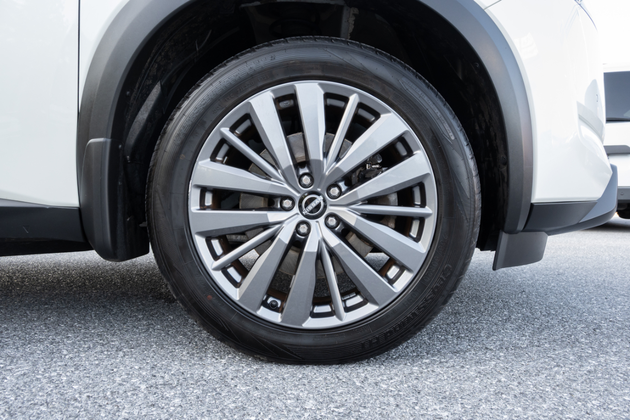 Nissan Pathfinder SL 4WD 2023