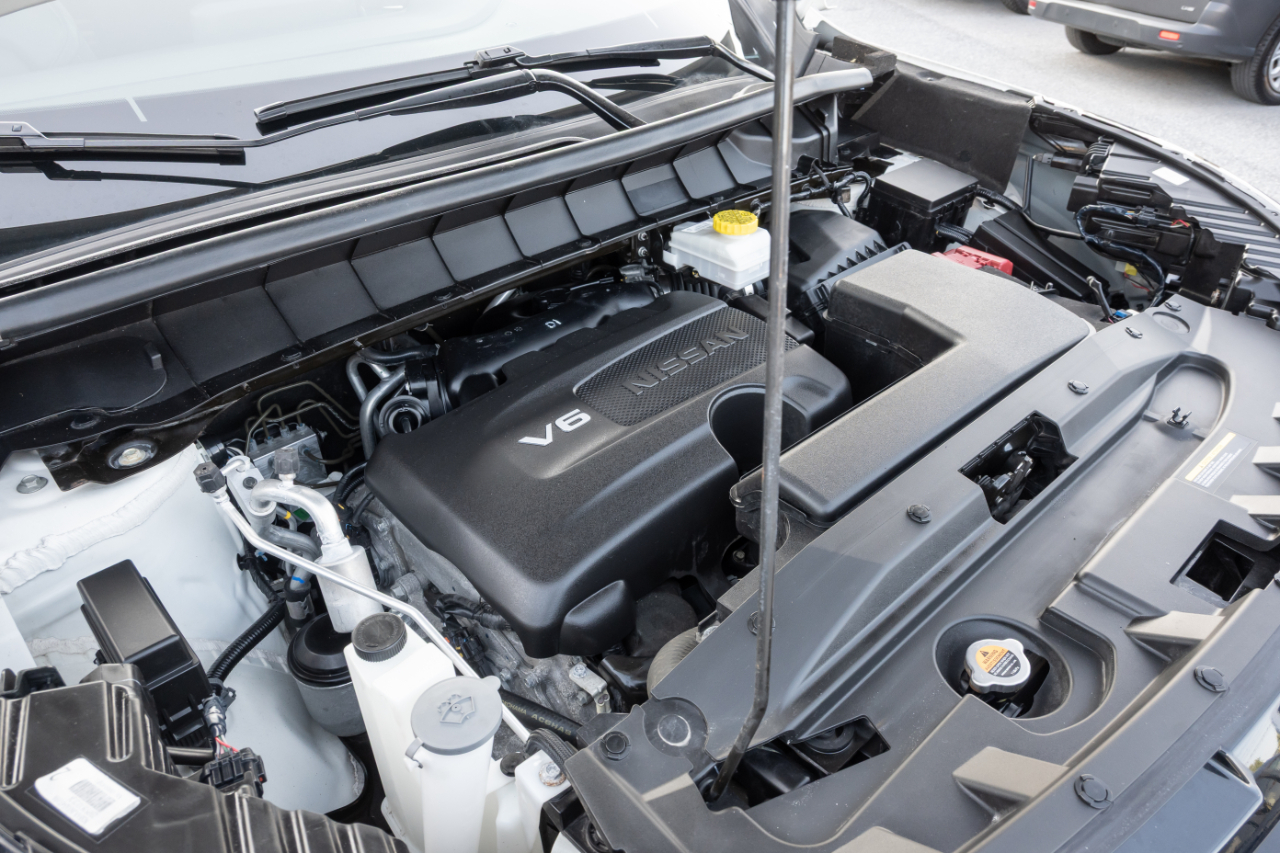 Nissan Pathfinder SL 4WD 2023