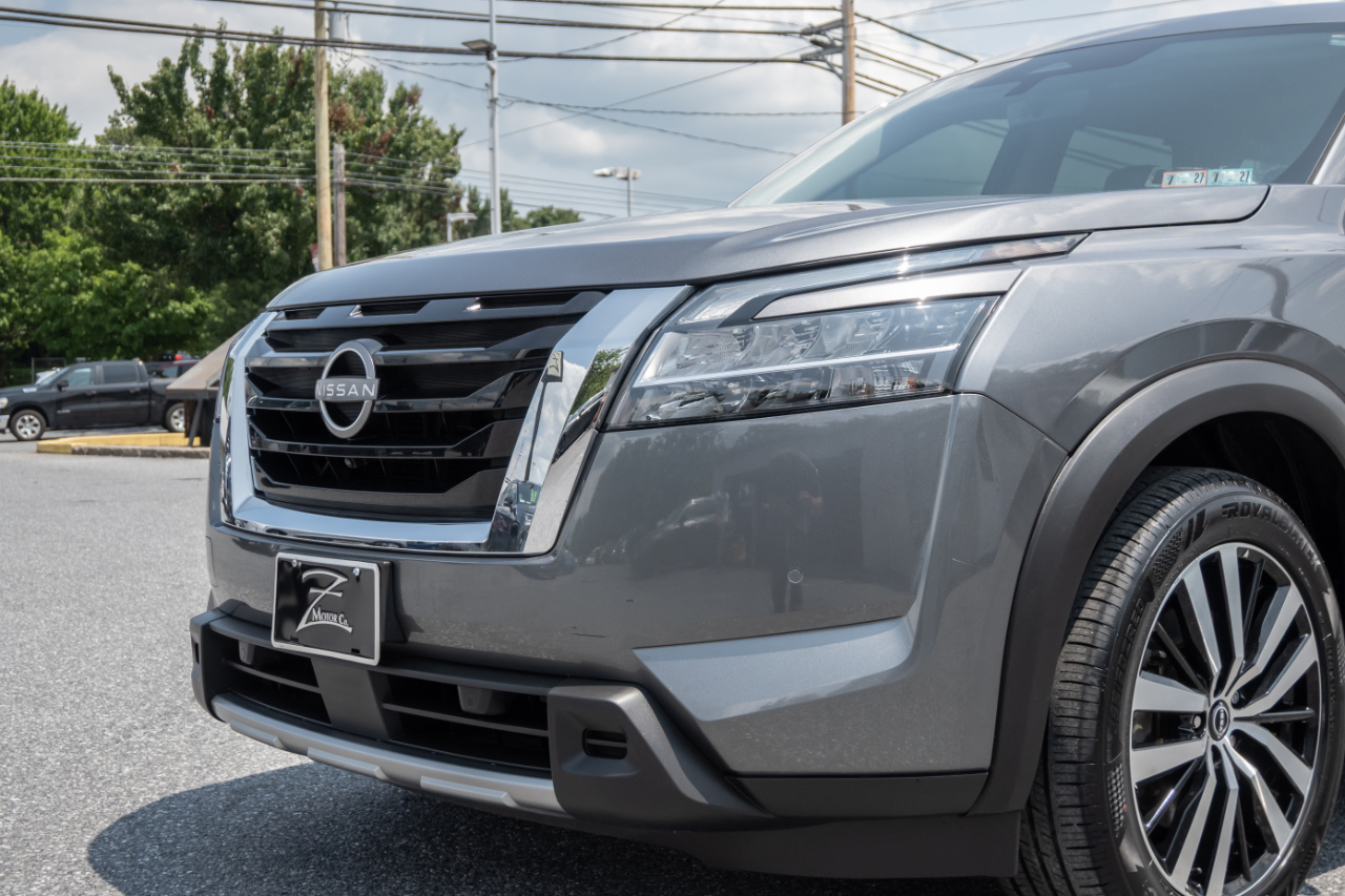 Nissan Pathfinder Platinum 4WD 2023