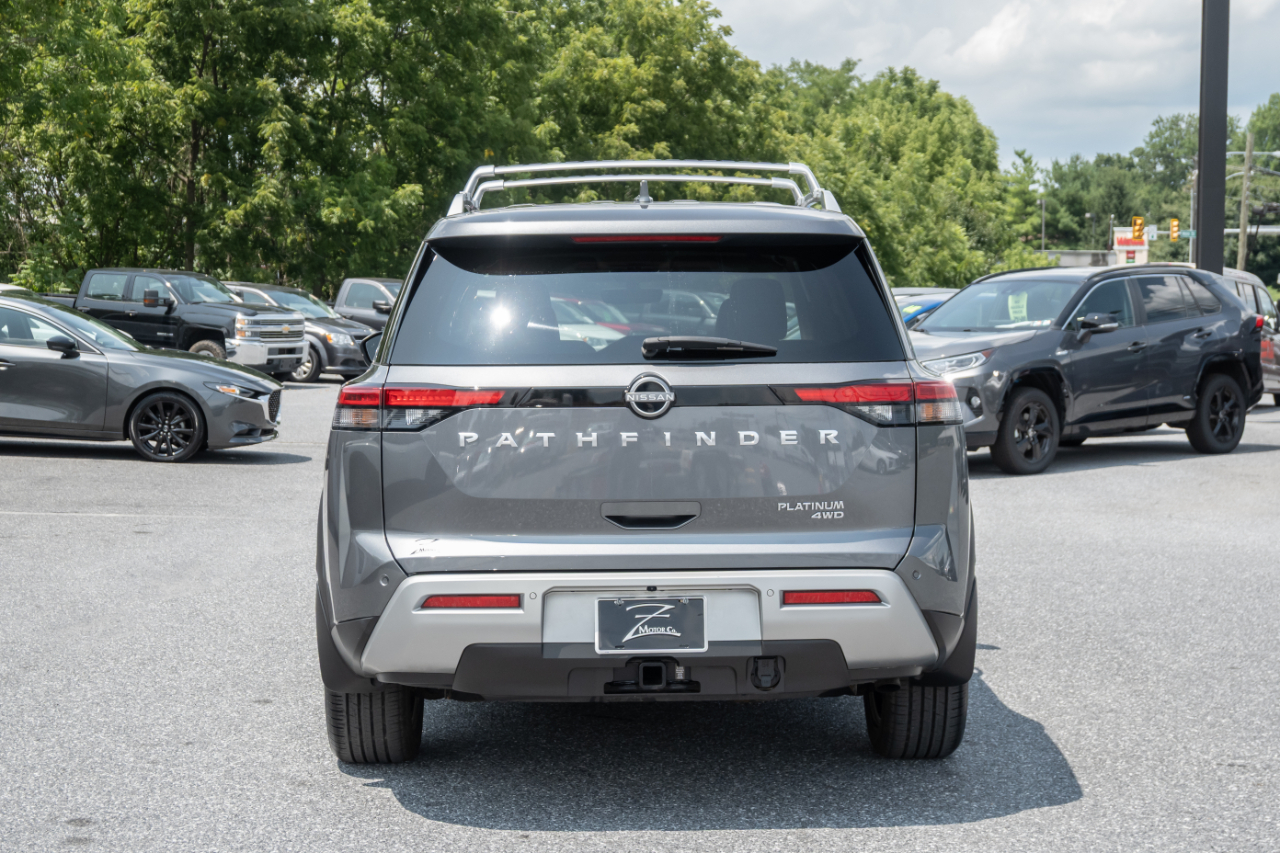 Nissan Pathfinder Platinum 4WD 2023