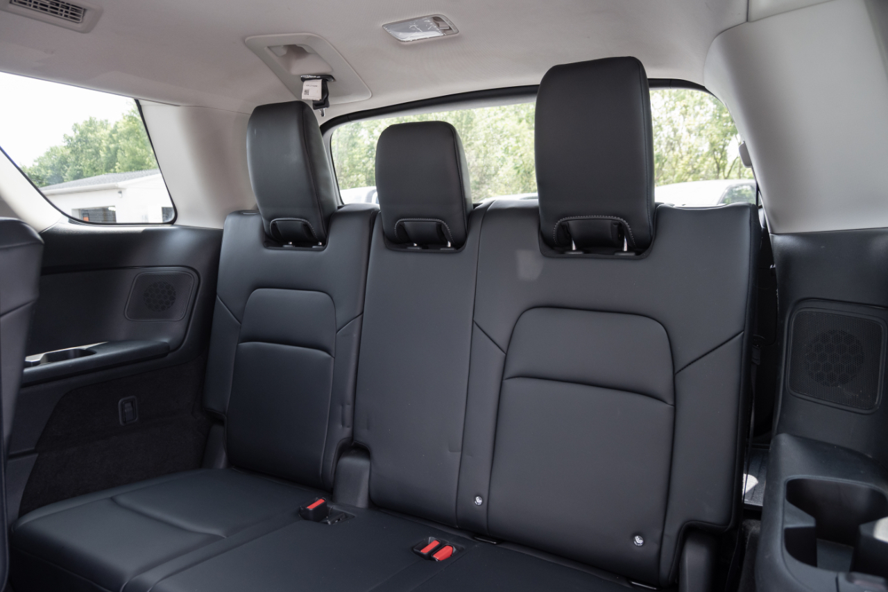 Nissan Pathfinder Platinum 4WD 2023