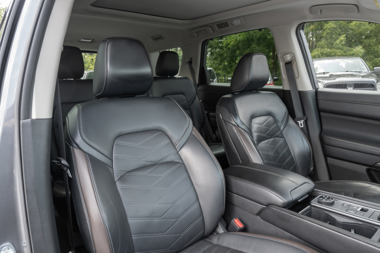 Nissan Pathfinder Platinum 4WD 2023