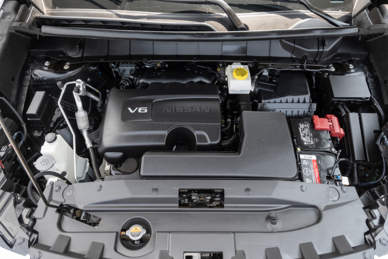 Nissan Pathfinder Platinum 4WD 2023
