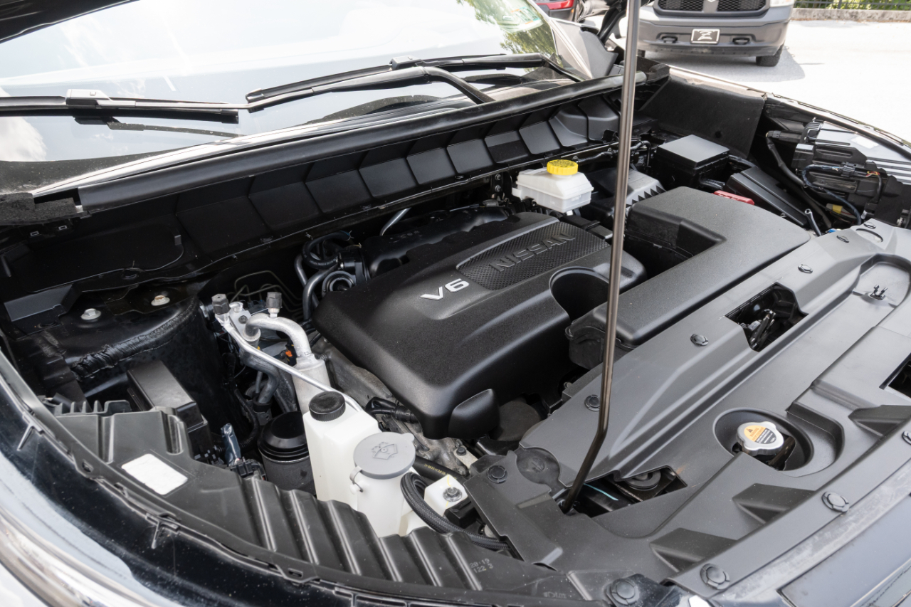 Nissan Pathfinder Platinum 4WD 2023