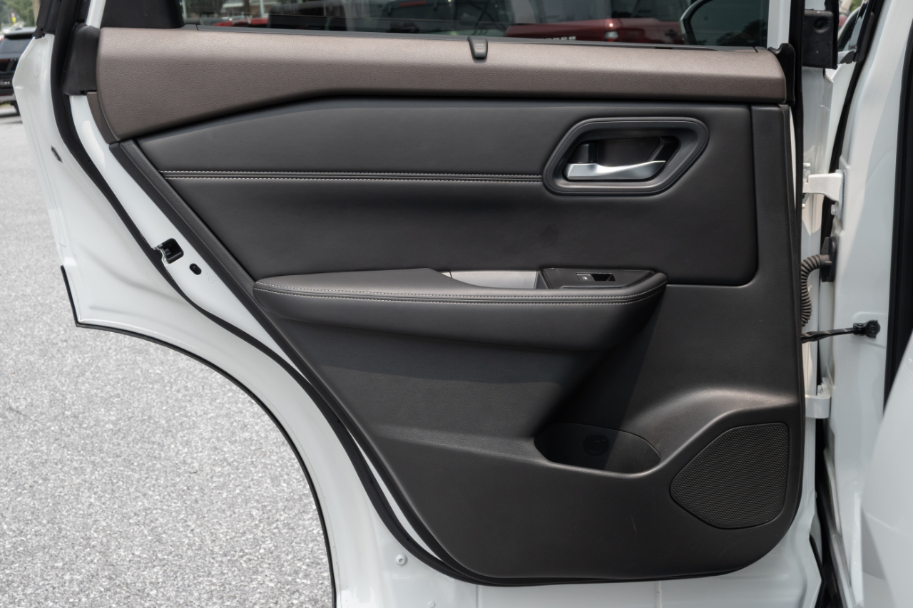 Nissan Rogue  2023