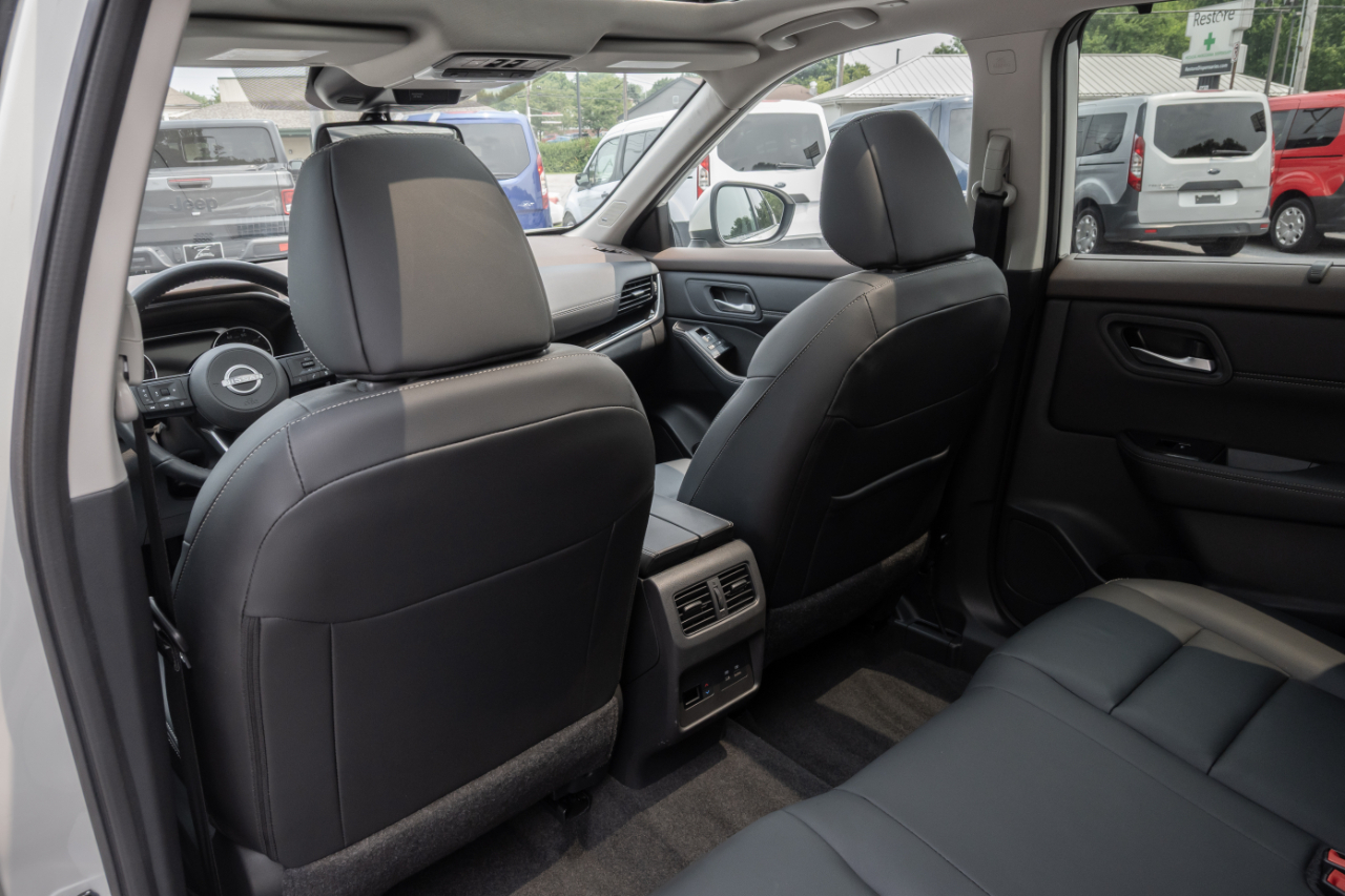 Nissan Rogue  2023