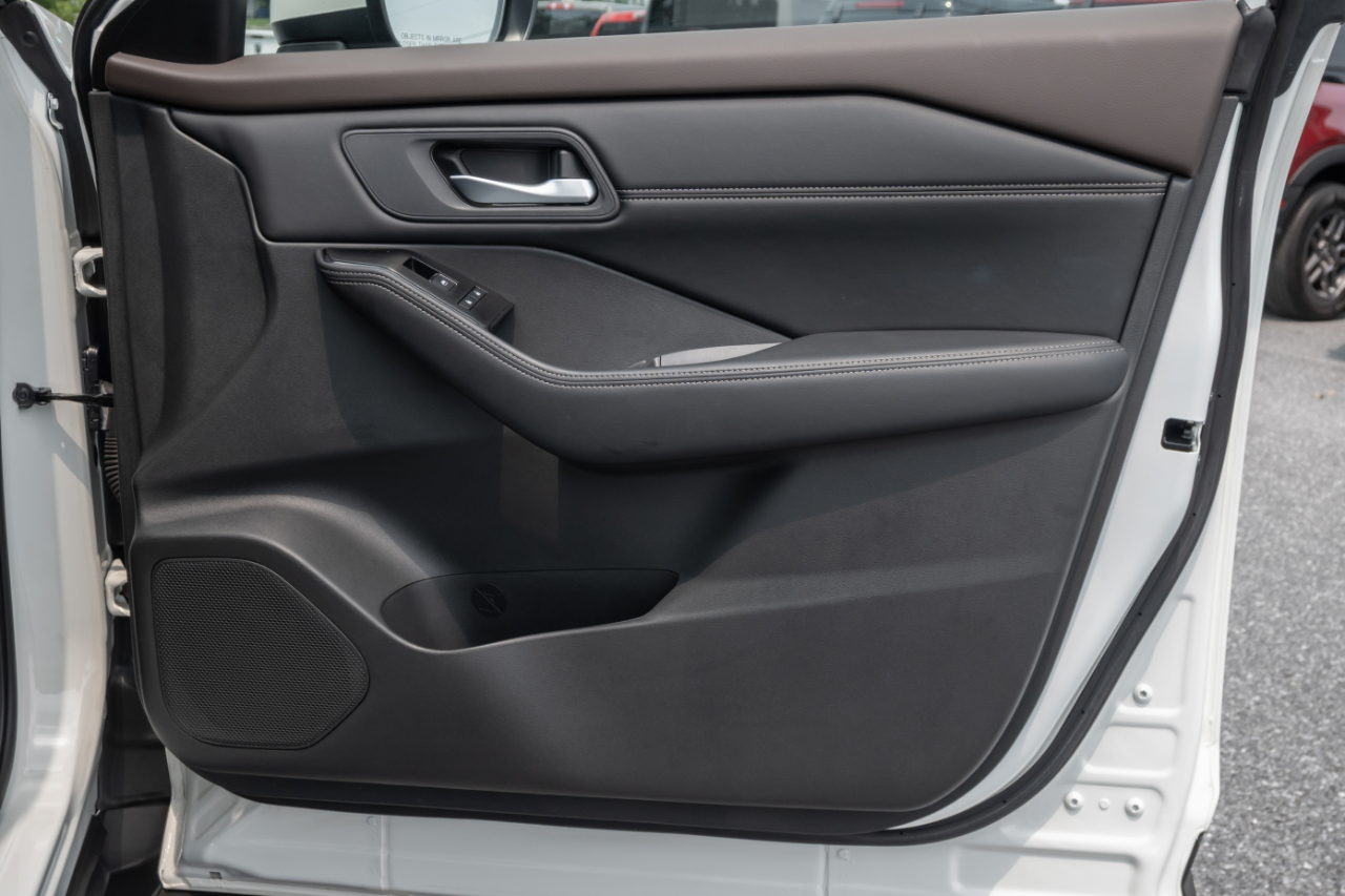 Nissan Rogue  2023