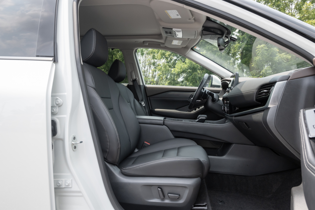 Nissan Rogue  2023