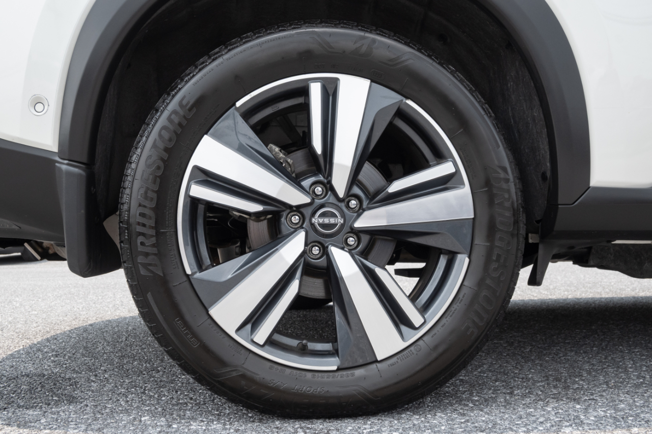 Nissan Rogue  2023
