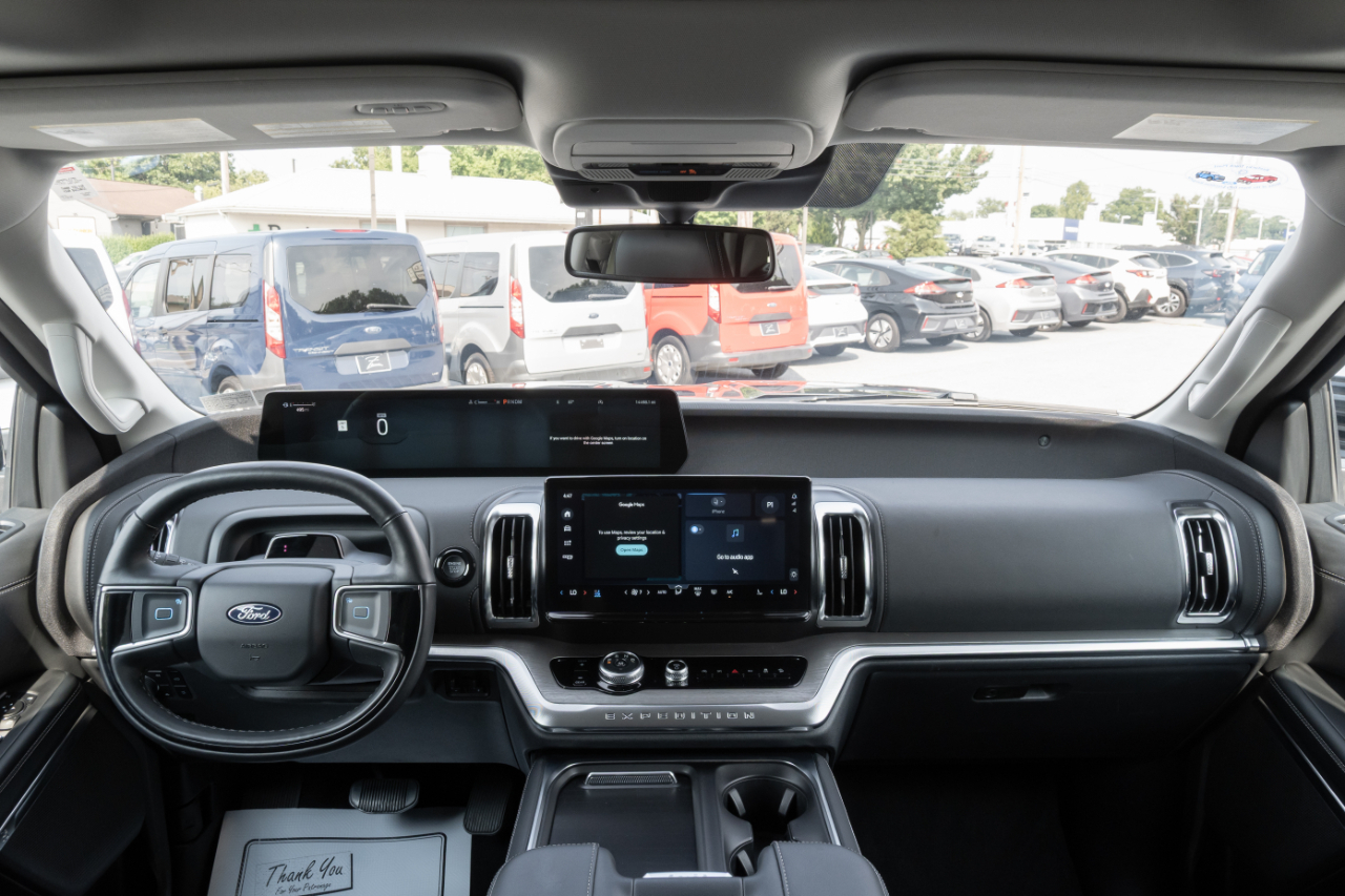 Ford Expedition Max Platinum 4x4 2025