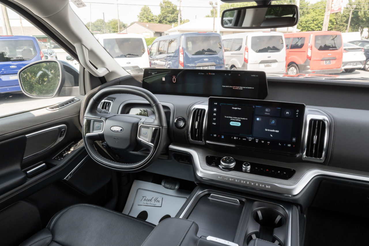 Ford Expedition Max Platinum 4x4 2025