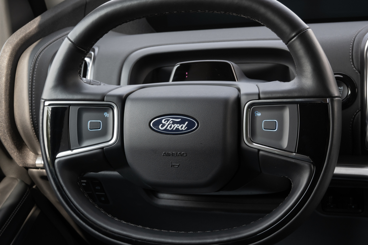 Ford Expedition Max Platinum 4x4 2025