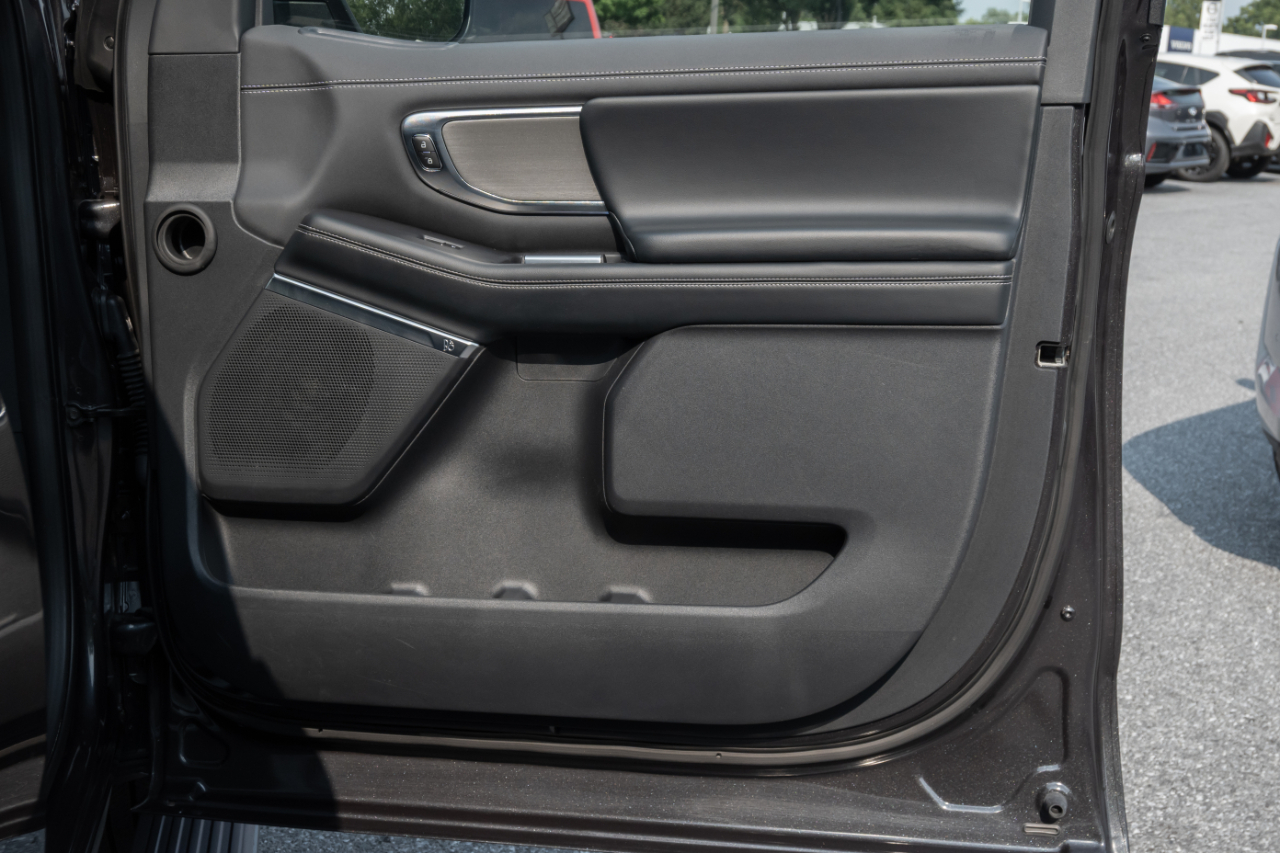 Ford Expedition Max Platinum 4x4 2025