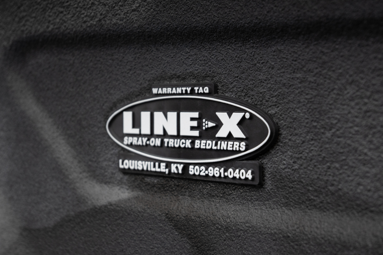 RAM 1500 4WD Crew Cab 140.5" Tradesman 2016